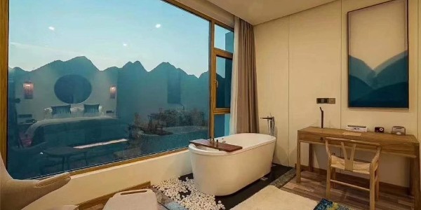 最美不過(guò)下雪天，最好不過(guò)家里的定做鋁包木門窗