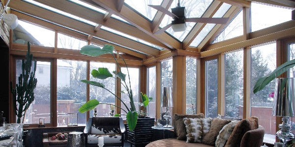 鋁包木陽光房親近自然的生活