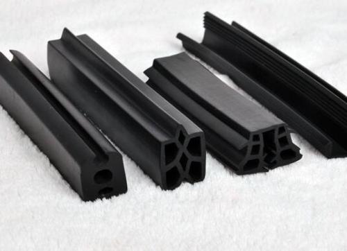 鋁包木窗的膠條什么呢？如何辨別？