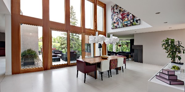 完美詮釋鋁包木門窗招商加盟的五大優(yōu)勢