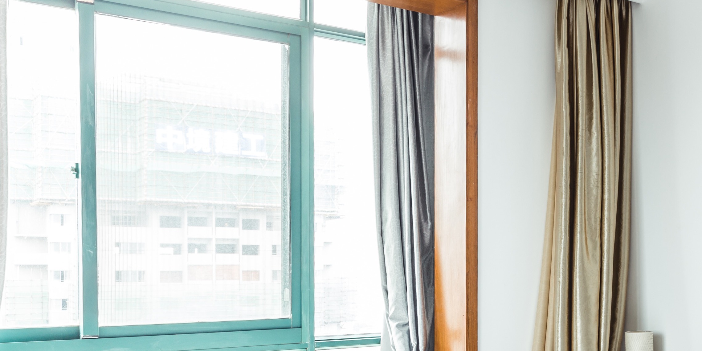 什么因素影響鋁木門窗價格？