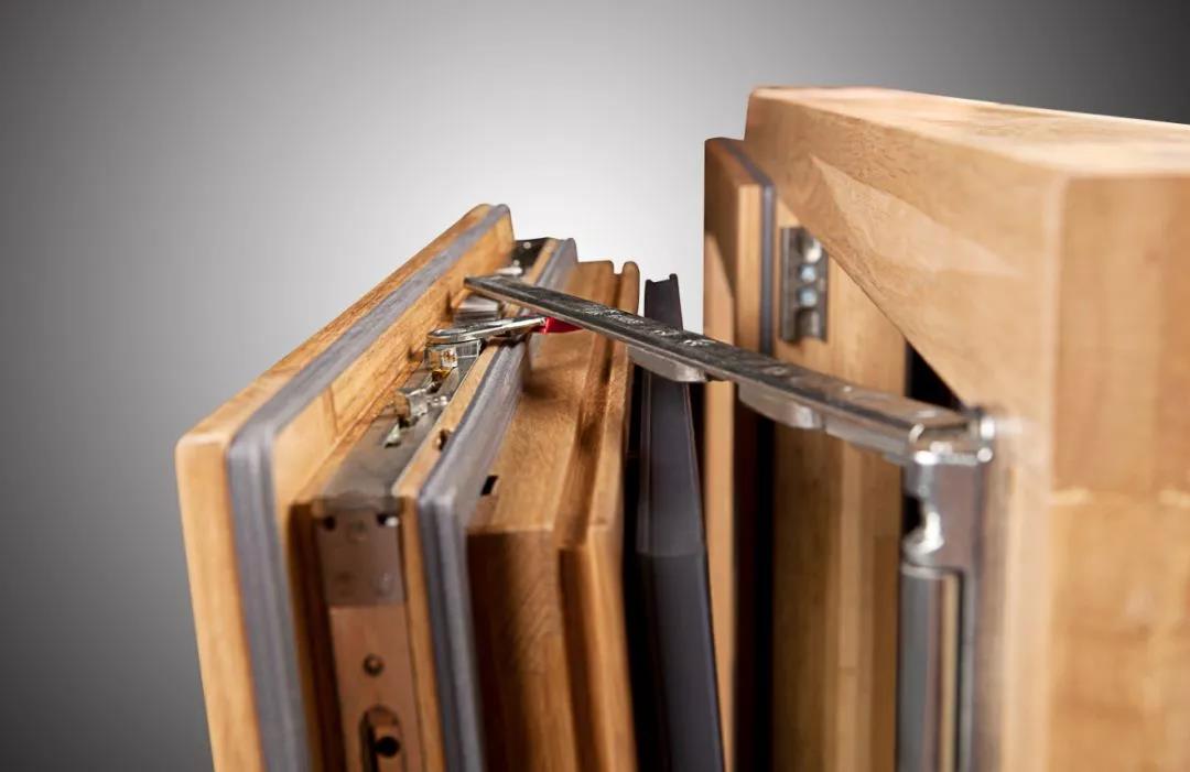 內開內倒鋁包木門窗 內開內倒鋁包木門窗